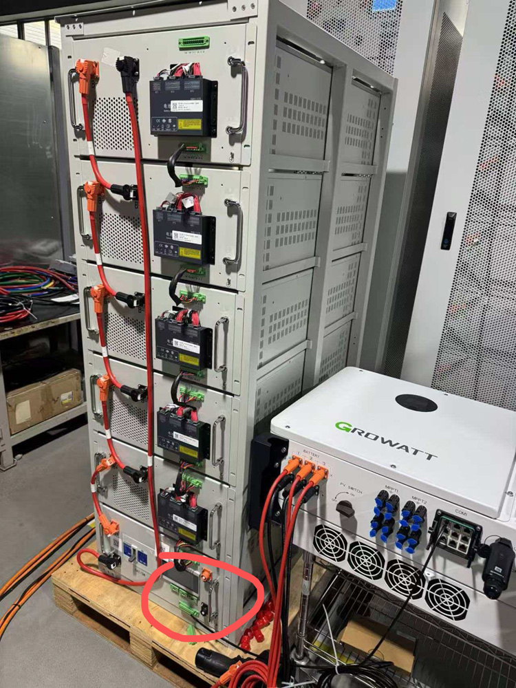 High voltage battery